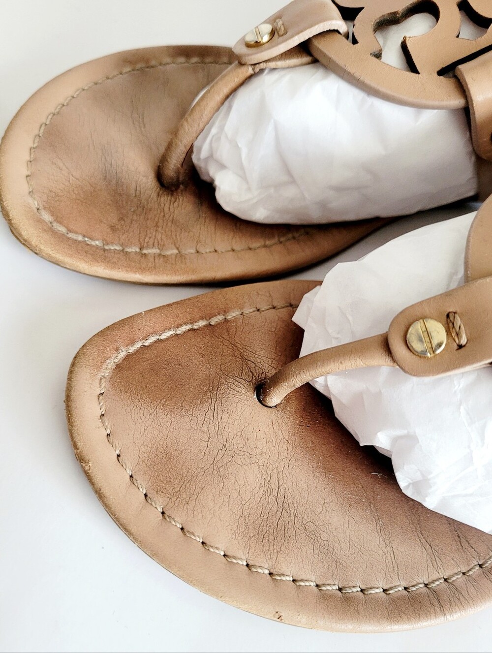 Tory Burch Miller Tan Calf Leather Logo Thong Sandals Almond Flour US 10 - Picture 15 of 16